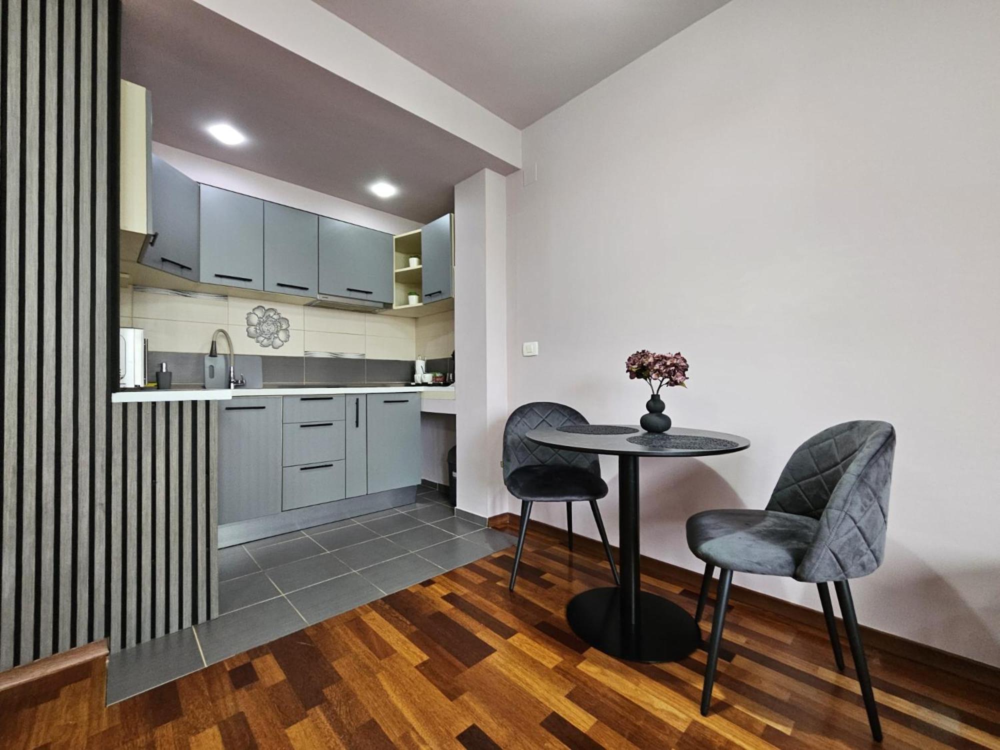 Central Sweet Apartment Self Check-In Timisoara Exterior foto